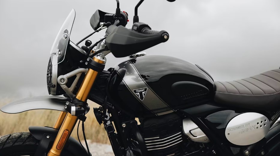 Discover the 2025 Triumph Scrambler 400X – Classic Design Meets